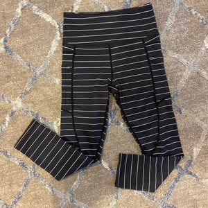 Zyia Active Black/white stripe light n tights